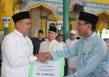 Pj. Bupati Langkat Faisal Hasrimy Gelar Safari Jumat: Pererat Silaturahmi dan Tingkatkan Keimanan Masyarakat