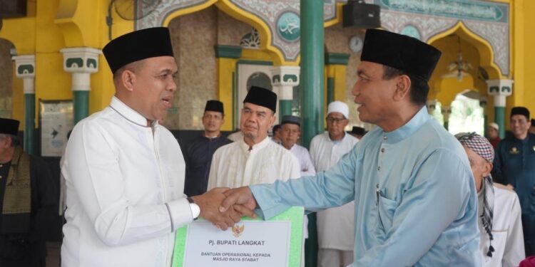 Pj. Bupati Langkat Faisal Hasrimy Gelar Safari Jumat: Pererat Silaturahmi dan Tingkatkan Keimanan Masyarakat