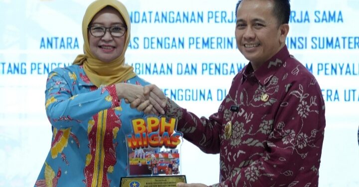Pastikan BBM Subsidi Tepat Sasaran, Pemprov Sumut dan BPH Migas Teken Kerja Sama Pengendalian dan Pengawasan Solar dan Pertalite