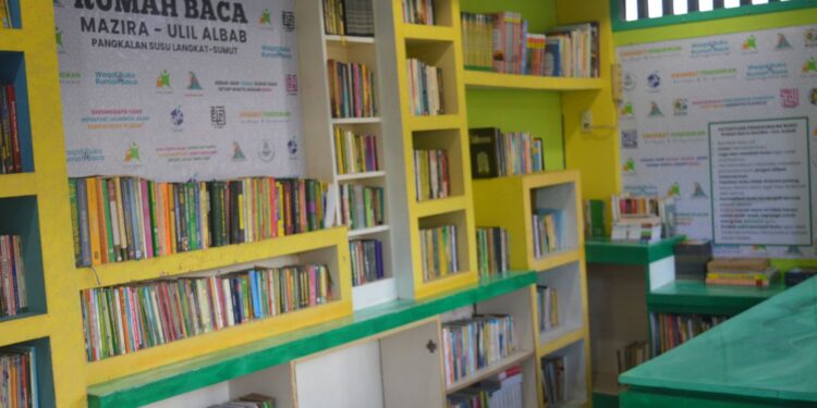 Pj Bupati Langkat melalui Asisten III, Tekankan Pentingnya Sinergi dalam Pembinaan Perpustakaan SD