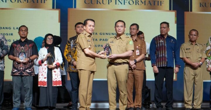 Pemko Medan Kembali Raih Penghargaan Keterbukaan Informasi Publik