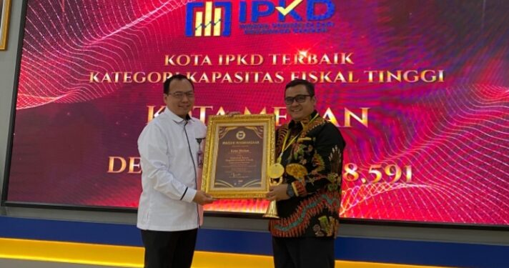 Kota Medan Raih Penghargaan Bergengsi Pengelolaan Keuangan Terbaik