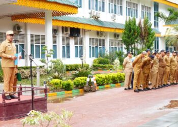 Pj Bupati Langkat Tegaskan Sinergi Program Nasional dalam Apel Gabungan ASN
