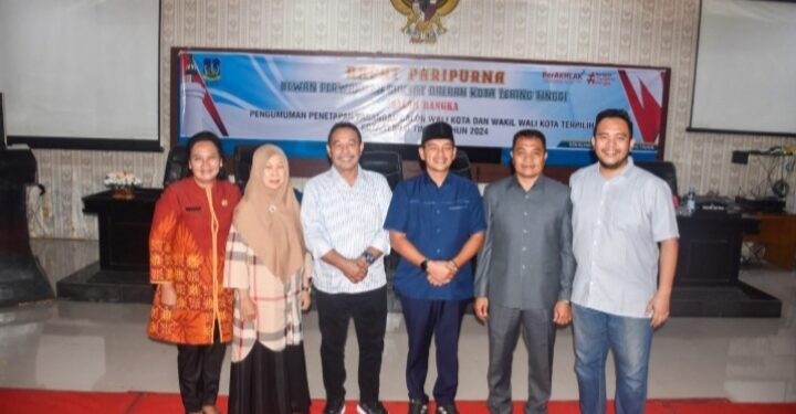 Plt Sekdako Hadiri Rapat Paripurna Penetapan Wali Kota dan Wakil Wali Kota Tebing Tinggi Terpilih