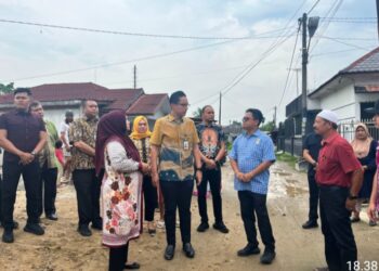 Sikapi Keluhan 3 Jalan Rusak di Marelan, Rico Waas: 2 Sebelum Lebaran Diperbaiki, 1 Pasca Lebaran