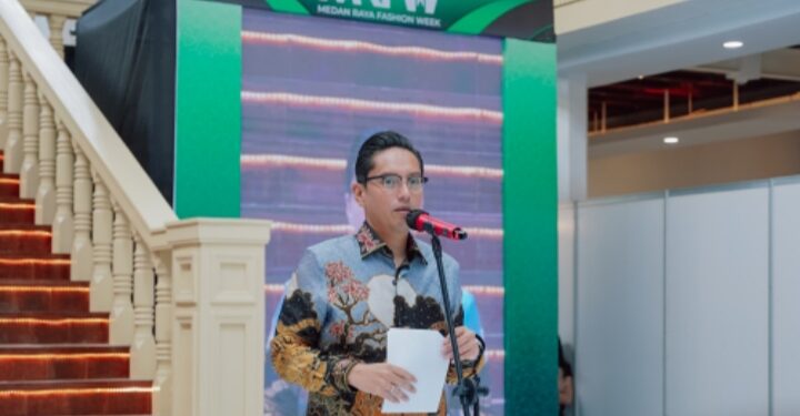 Tutup MRFW 2025, Rico Berharap dapat Menggerakkan Dunia Fashion Designer Medan