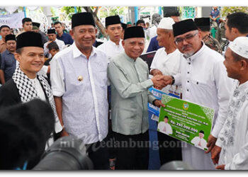 Salurkan Bantuan, Bupati Langkat Sambut Wagub pada Safari Ramadan Pemprovsu