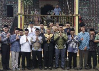 Bertemu Bupati, Wakil Ketua DPRD Pasbar Supriyono, Ajak ASN Tetap Kerja Profesional dan Loyal