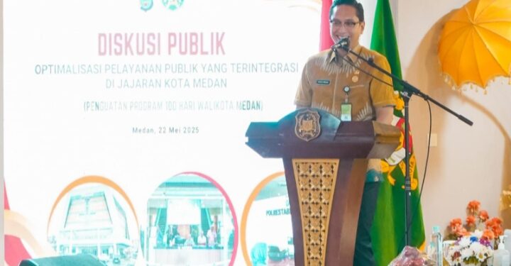 Diskusi Optimalisasi Pelayanan Publik, Rico Waas: Layani Masyarakat dengan Hati 