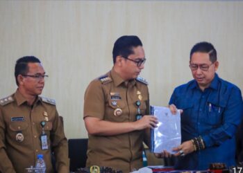 Paripurna DPRD Medan, Rico Sampaikan Ranperda Pencegahan dan Penanggulangan Kebakaran