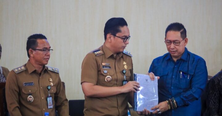 Paripurna DPRD Medan, Rico Sampaikan Ranperda Pencegahan dan Penanggulangan Kebakaran