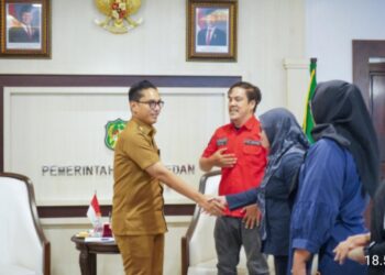 Rico Waas Dukung Kejuraaan Kota Dancesport