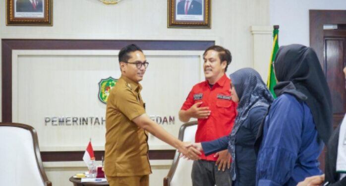 Rico Waas Dukung Kejuraaan Kota Dancesport