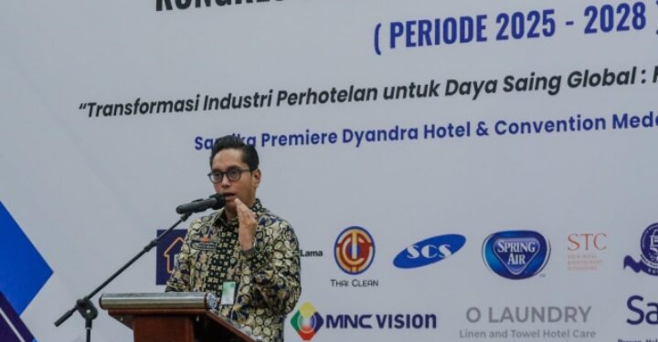 Rico Waas Berharap Manajemen Hotel Besarkan UMKM Medan dan Dukung Produk Lokal