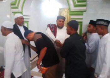 Ribuan Umat Muslim Tumpah-ruah ke Mesjid Sholat Idul Adha 1446 Hijriah