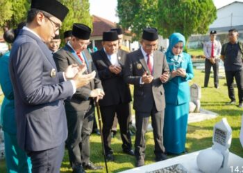 Sambut HUT ke-435 Medan, Rico Waas Pimpin Ziarah TMP Bukit Barisan