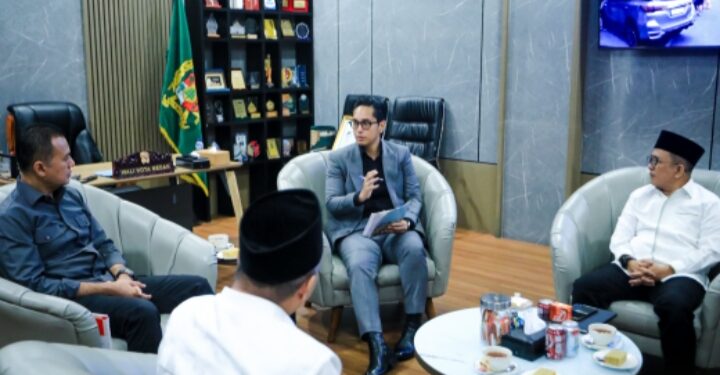 Bantu Pemerintah di Bidang Kemanusiaan, Rico Waas Terima Audiensi Ketua PMI Kota Medan