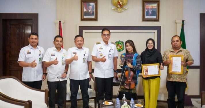 Rico Waas: Seni Pertajam Intuisi, Kembangkan Kreativitas