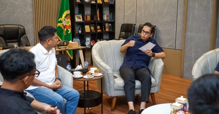 Rico Waas Dukung Kejuaraan Rafting Fun Fest Medan 2025