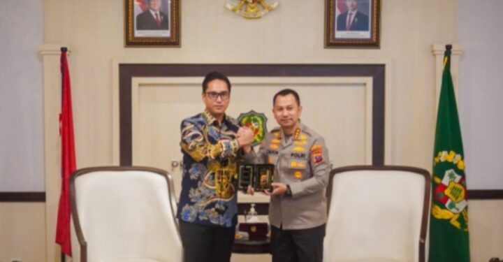 Rico Waas Sambut Kunjungan Kapolrestabes Medan, Bersinergi Atasi Permasalahan Kota
