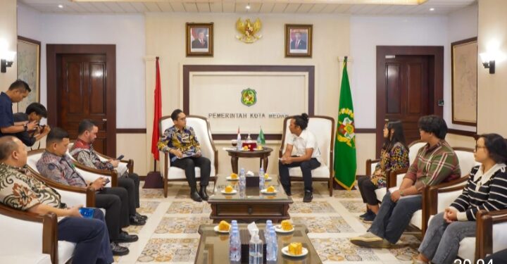 Rico Waas Dukung Anak Muda Angkat Budaya Lokal Lewat Jong Batak’s Arts Festival