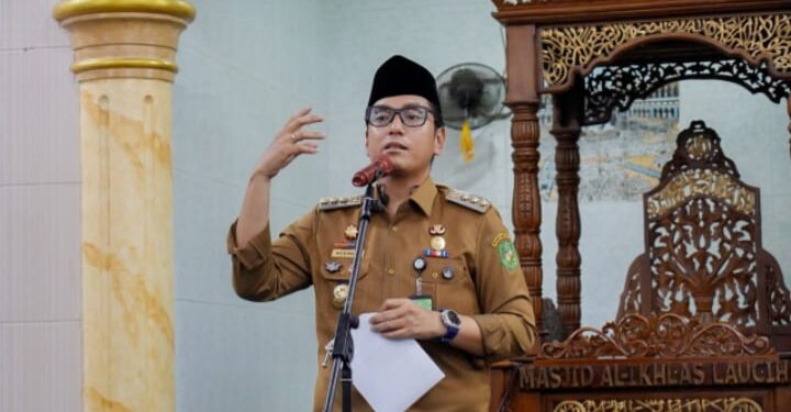 Safari Ashar di Masjid Al Ikhlas Laucih, Rico Waas Ajak Masyarakat Berdayakan dan Makmurkan Masjid