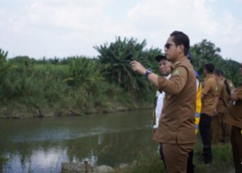 Rico Waas Tinjau Pekerjaan Floodway Sikambing-Belawan