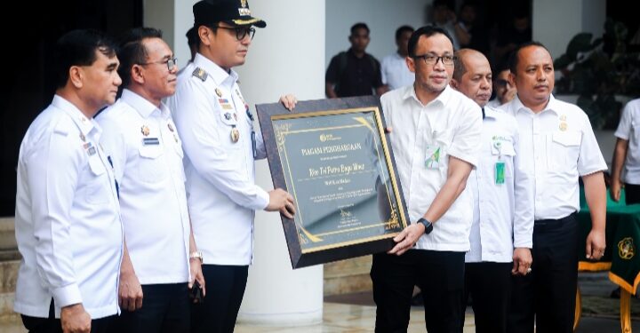 Rico Waas Terima Penghargaan dari BPJS Ketenagakerjaan, Medan Kota Pertama soal Perluasan Perlindungan Jaminan Sosial