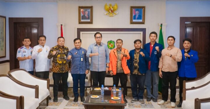 Bertemu BEM SI Kerakyatan Sumut, Rico Waas Jawab Tuntas Semua Persoalan Pembangunan Kota