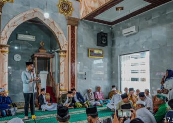 Safari Jumat di Medan Marelan, Rico Waas Dengar dan Beri Solusi Permasalahan Warga