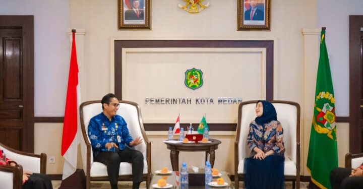 Terima Audiensi INI Kota Medan, Rico Waas Harap Notaris Bekerja Dengan Profesional