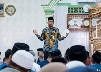 Rico Waas Dorong Masyarakat Jaga Keguyuban dan Kepedulian Lingkungan