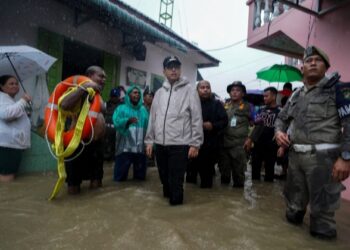 Rico Waas Instruksikan Evakuasi Cepat dan Operasikan Dapur Umum
