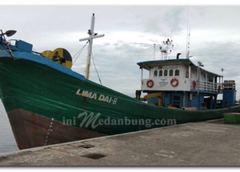 Kapal Pengangkut Ikan Exsport Tenggelam 6 ABK Selamat 4 Hilang