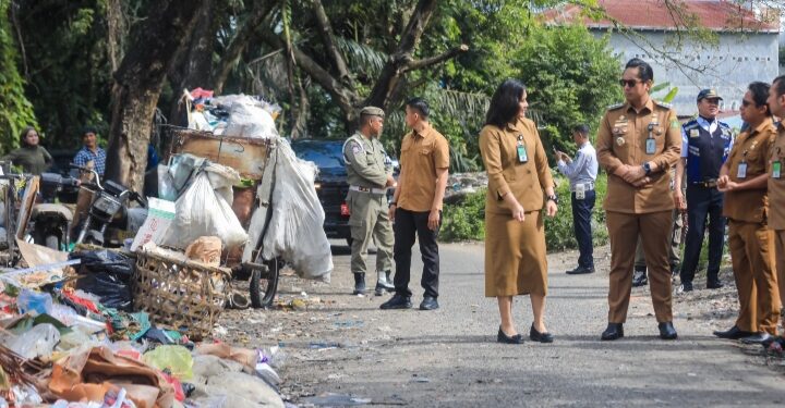 Pantau Penanganan Sampah, Rico Waas Minta Jajarannya Saling Koordinasi Agar Cepat Teratasi