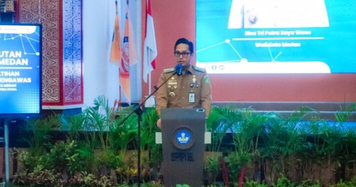 Tutup Pelatihan Kepemimpinan Pengawas Angkatan II, Rico Waas: Ilmu Yang Didapat Gunakan untuk Pengabdian Masyarakat