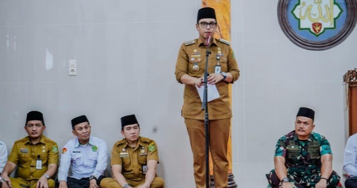 Rico Waas Tegaskan Komitmen Pemko Berdayakan Masjid sebagai Pusat Keagamaan dan Sosial