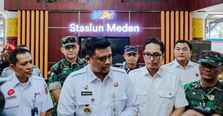 Pemko Medan Terima Bantuan 10.000 Goebag Untuk Penanggulangan Banjir, Rico Waas: Bermanfaat Jadi Benteng Penahan Air