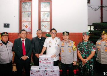 Pastikan Perayaan Malam Natal Kondusif, Wali Kota Medan dan Forkopimda Pantau Langsung Situasi di Gereja