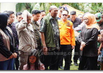 Sinergi Bupati Syah Afandin dan Gubernur Jatim Pantau Pengungsi Banjir di Langkat