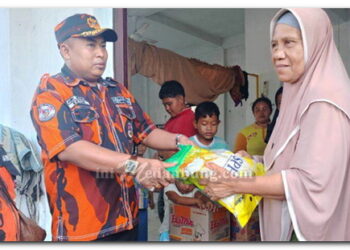 PAC PP Hamparan Menyalurkan Bantuan kepada Warga Terdampak Banjir