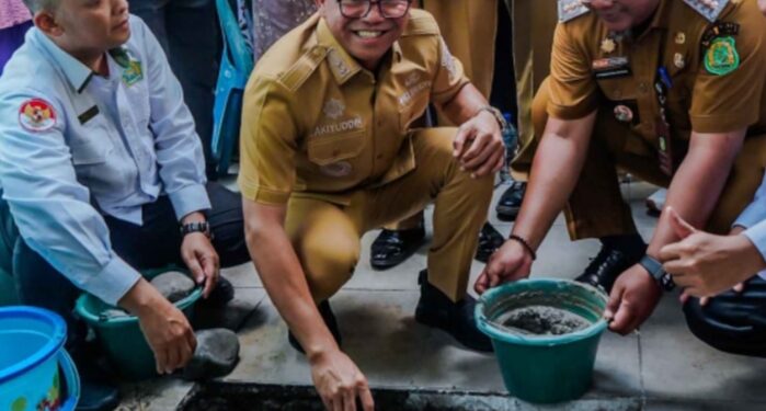 Letakkan Batu Pertama Pembangunan Masjid At-Tawwabin, Zakiyuddin Harahap Tekankan Fungsi Sosial Rumah Ibadah