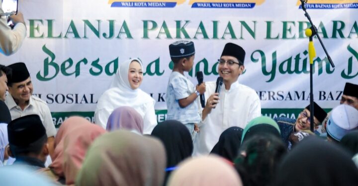 Pemko Medan dan BAZNAS Ajak 400 Anak Yatim Belanja Bareng, Rico Waas: Semua Anak Harus Bahagia di Hari Raya