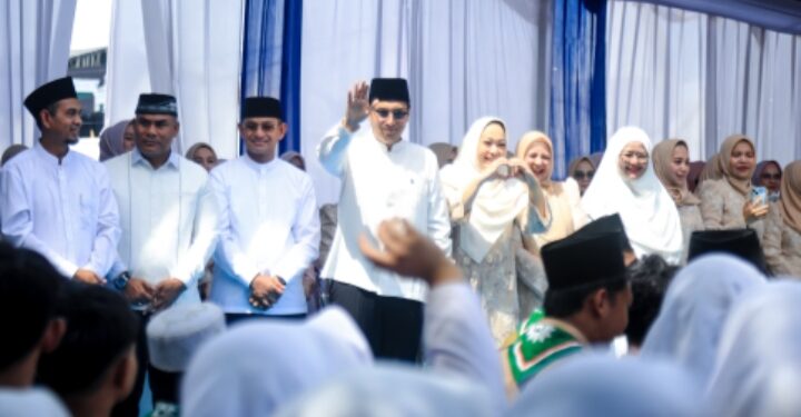 Rico Waas Lepas Ribuan Kafilah, Kemeriahan Pawai Ta’aruf Tandai Dimulainya MTQ ke-59 Kota Medan