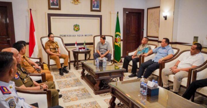 Sambut May Day, Rico Waas: Momentum Perkuat Sinergi Nyata Pemerintah dan Pekerja