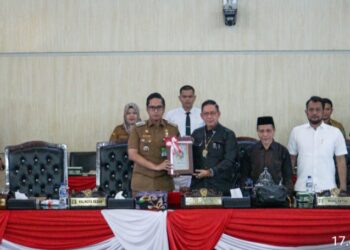 Wali Kota Medan Terima Rekomendasi DPRD Atas LKPJ TA 2025