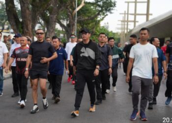 Rico Waas, Exco PSSI Arya Sinulingga, dan Dandim Membaur di CFD, Sapa Warga Medan