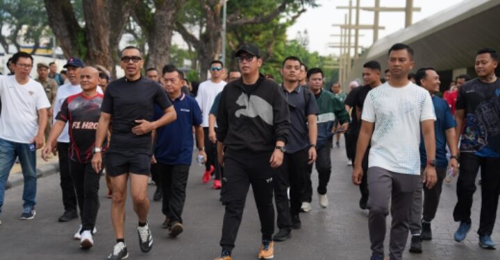 Rico Waas, Exco PSSI Arya Sinulingga, dan Dandim Membaur di CFD, Sapa Warga Medan