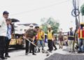 Rico Waas Turun ke Marelan, Perbaikan Jalan Mulai Digenjot Massif