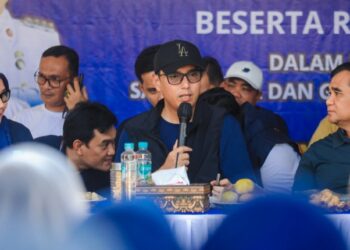 Di Sapa Warga Kebijakan Pemko Medan Disambut Gembira, Rico Waas Pastikan Layanan E- KTP Cukup di Kecamatan untuk Pangkas Birokrasi